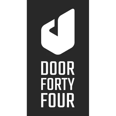 Logo: doorfortyfour